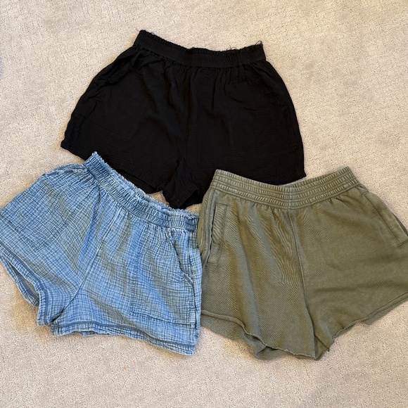 aerie Pants - 3 Pairs of Aerie Gauzy High Waisted Short, Women's Size Medium